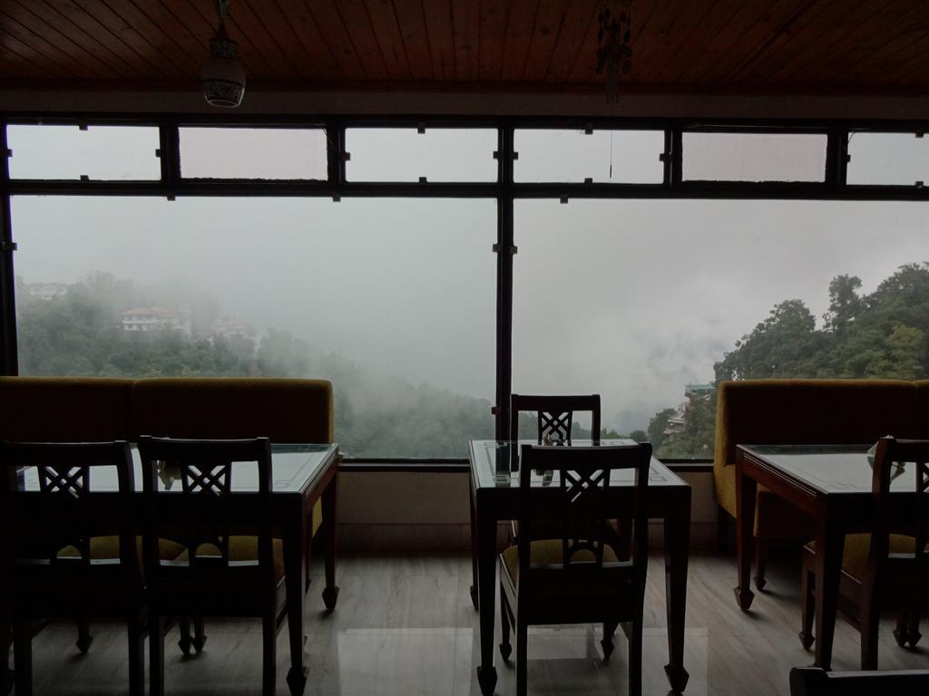 Hotel Ratan Dehradun Eksteriør billede