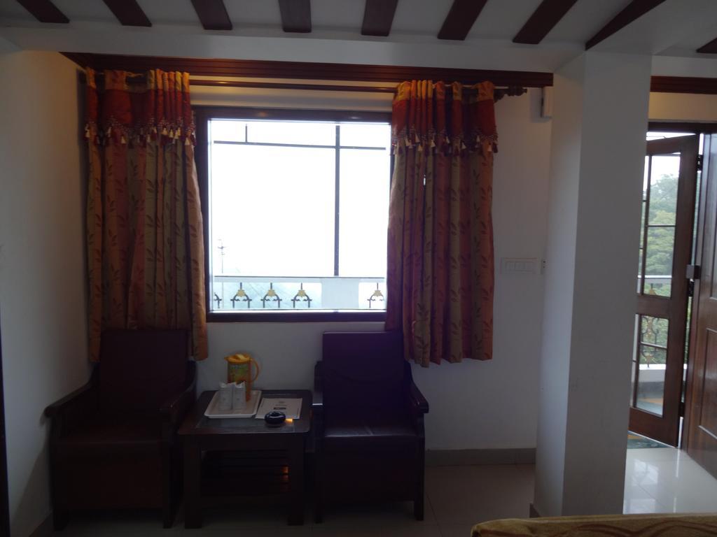 Hotel Ratan Dehradun Eksteriør billede